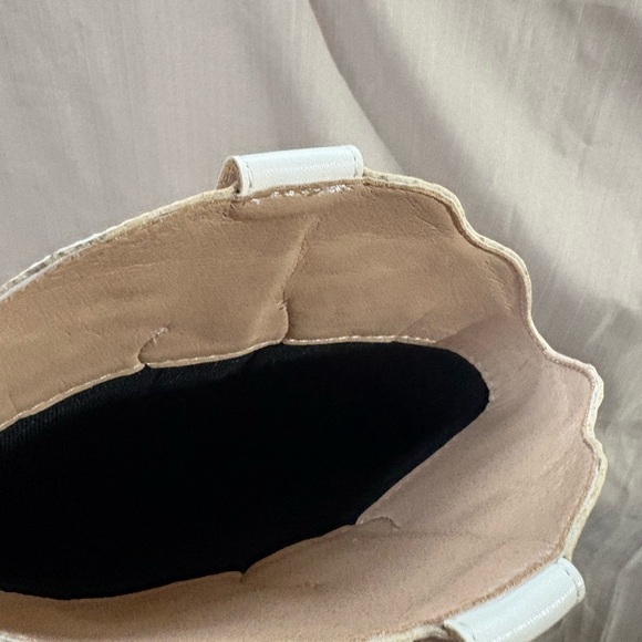 White & Silver Cowgirl Boots Rhinestone Sparkly Western Cowboy Boots Size 7.5 - Picture 13 of 13